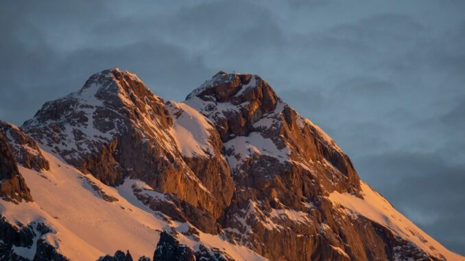 découvrez les plus belles routes panoramiques qui vous mèneront à travers des paysages époustouflants, des montagnes majestueuses aux côtes pittoresques. parfait pour les amateurs de nature et les aventuriers en quête d'évasion.