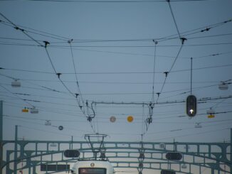 découvrez les véhicules électriques : avantages, fonctionnement, autonomie et conseils pour bien choisir votre voiture écologique. adoptez la mobilité durable dès aujourd'hui !