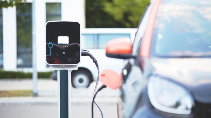 carsharing découvrez le carsharing : une solution économique et écologique pour partager des voitures et simplifier vos déplacements urbains. louez un véhicule selon vos besoins et réduisez vos coûts de transport !