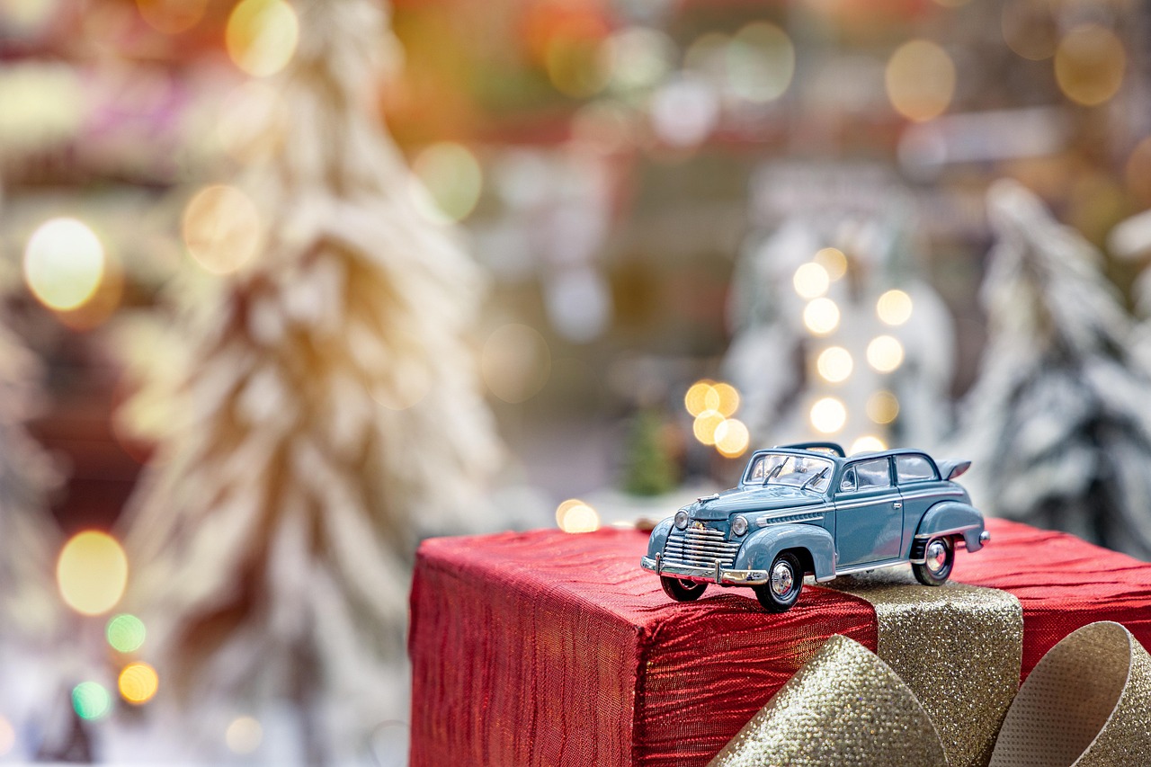 découvrez les publicités automobiles les plus mémorables qui ont marqué l'histoire, captivé le public et révolutionné la façon de promouvoir les voitures.