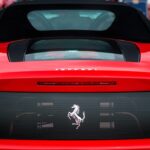 découvrez les marques de voitures emblématiques qui ont marqué l'histoire de l'automobile par leur design, performance et innovation.