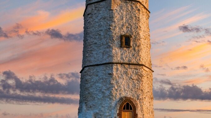 découvrez les plus anciens fabricants au monde, leur histoire riche et leur savoir-faire traditionnel transmis de génération en génération.