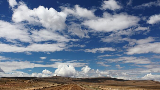 découvrez les meilleures applications pour road trip afin de planifier vos itinéraires, trouver des hébergements, et profiter pleinement de votre aventure sur la route.