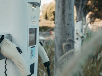 recyclage des batteries de voitures électriques : découvrez comment récupérer et réutiliser les matériaux pour une mobilité durable et écologique.