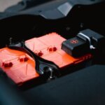 découvrez nos conseils essentiels pour l'entretien des voitures électriques et prolongez la durée de vie de votre véhicule écologique.