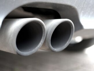 découvrez comment la fin des voitures diesel transforme le paysage automobile, ses impacts environnementaux et les alternatives durables qui s'imposent.