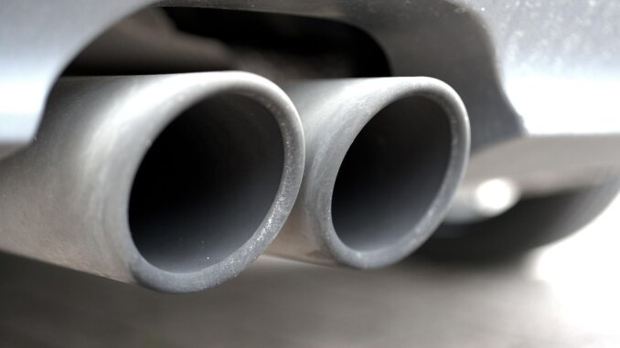 découvrez comment la fin des voitures diesel transforme le paysage automobile, ses impacts environnementaux et les alternatives durables qui s'imposent.
