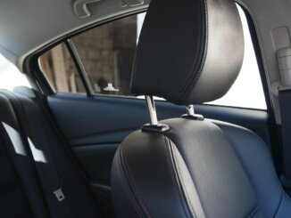 découvrez les meilleures pratiques pour une conduite sécurisée et protégez votre sécurité ainsi que celle des autres sur la route.